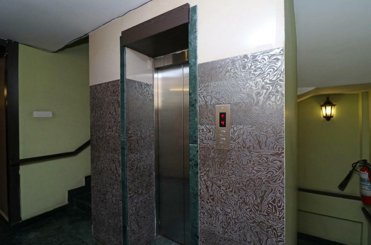 Oyo 22034 Hotel Kanisshk International Rourkela Kültér fotó